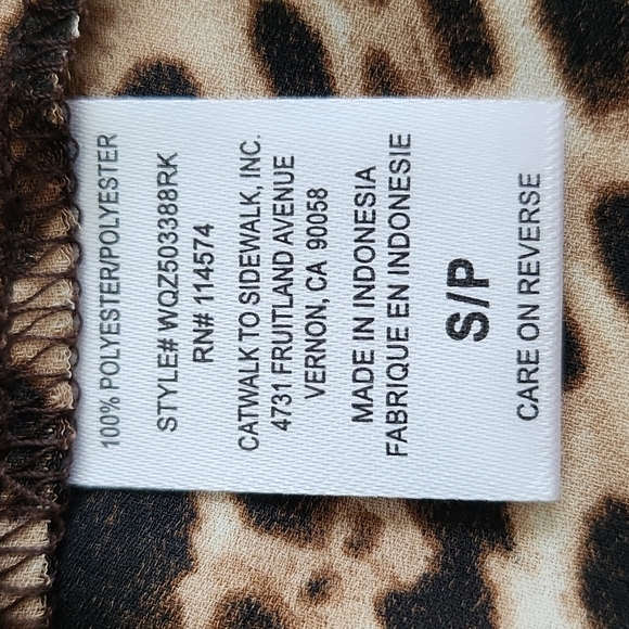 NWT Sleeveless Animal Print Top - Picture 4 of 4